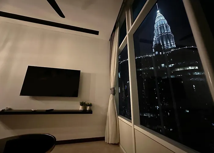 Deluxe Apartment Across Klcc