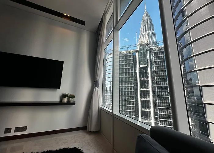 Deluxe Apartment Across Klcc
